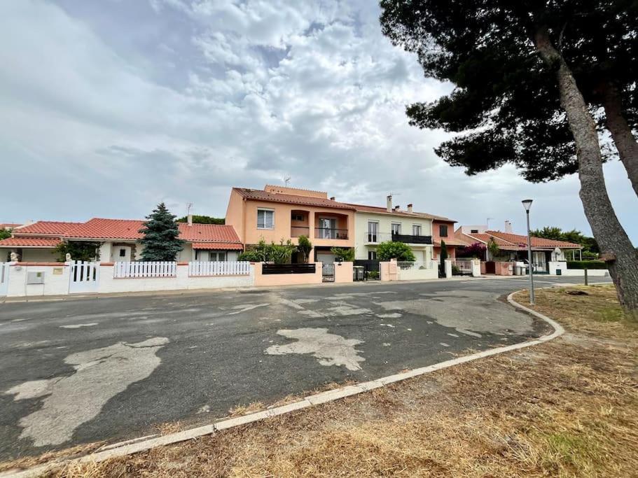 La Catalane T4 Destination Saintcyp Apartment Bagian luar foto