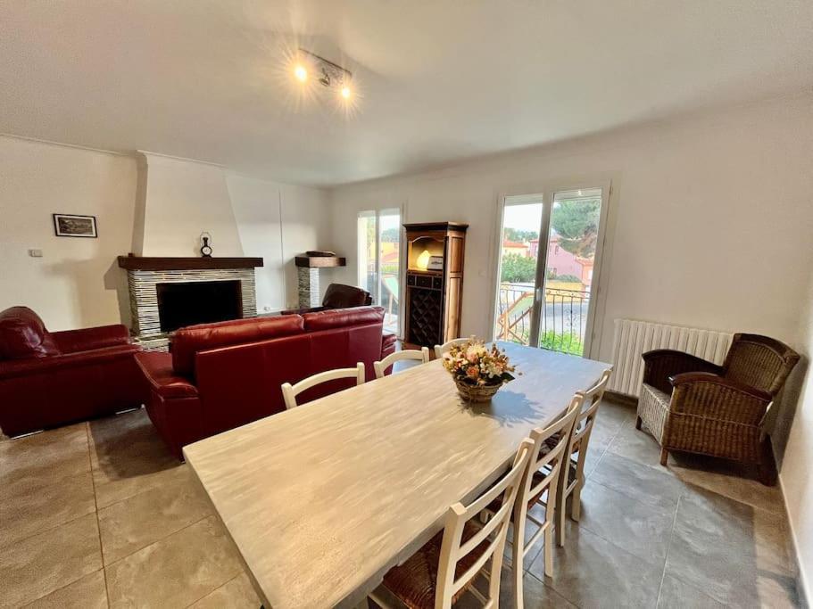 La Catalane T4 Destination Saintcyp Apartment Bagian luar foto