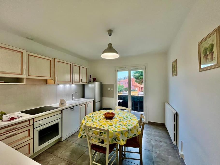 La Catalane T4 Destination Saintcyp Apartment Bagian luar foto